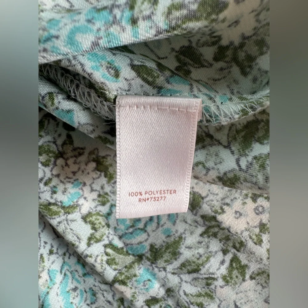 Lauren Conrad Flowy Floral Print Women's Blouse Size Medium - Picture 6 of 9